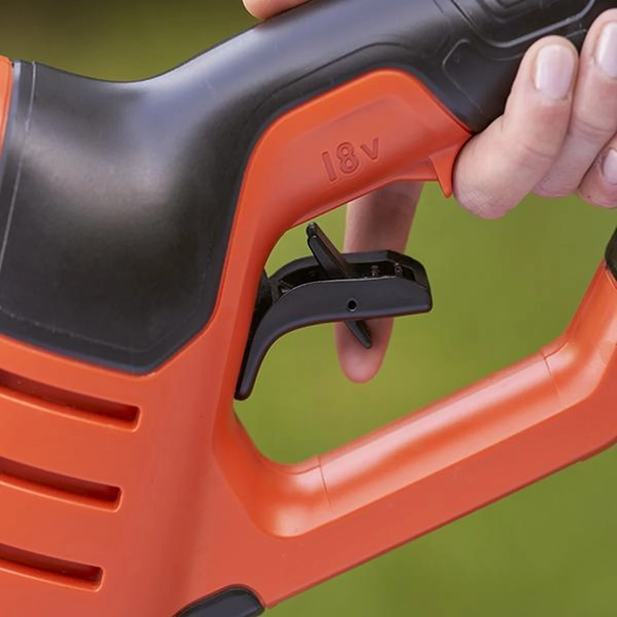 Black & Decker BLACK+DECKER BCPC18B-XJ Hogedrukreiniger - 18V - 24 Bar - Zonder Accu En Lader - Afbeelding 3