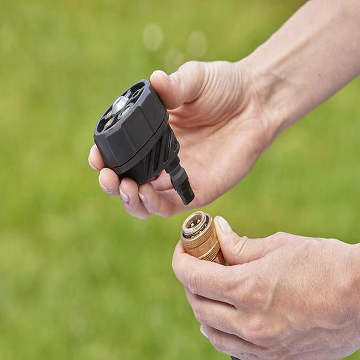 Black & Decker BLACK+DECKER BCPC18B-XJ Hogedrukreiniger - 18V - 24 Bar - Zonder Accu En Lader - Afbeelding 4