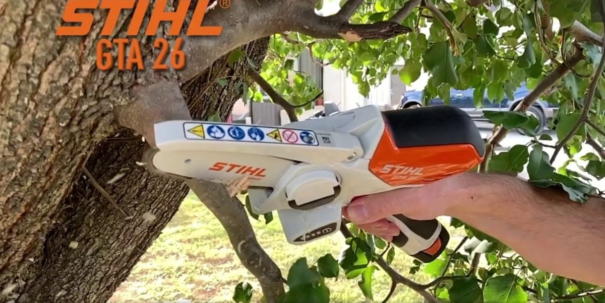 Stihl Accu Mini Kettingzaag SET - Snoeischaar - Snoeizaag - Hand Kettingzaag - Professioneel- Hovenier- Tuinman - Afbeelding 4