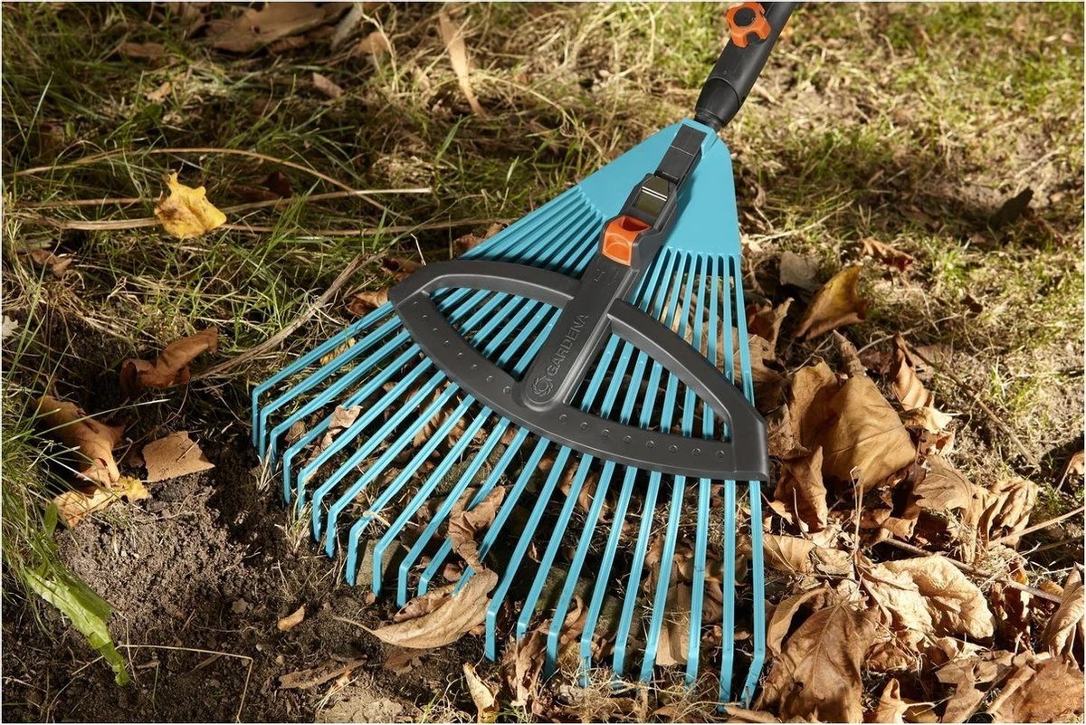 GARDENA Combisysteem Bladhark Hark - Werkbreedte Verstelbaar Van 35 Tot 52cm - Excl. Steel - Afbeelding 2