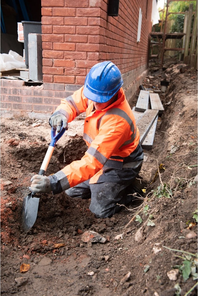 Silverline Mini Spade Met Ronde Kop En Houten Schacht - 70 Cm - Afbeelding 2