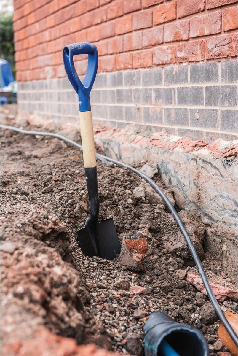 Silverline Mini Spade Met Ronde Kop En Houten Schacht - 70 Cm - Afbeelding 3